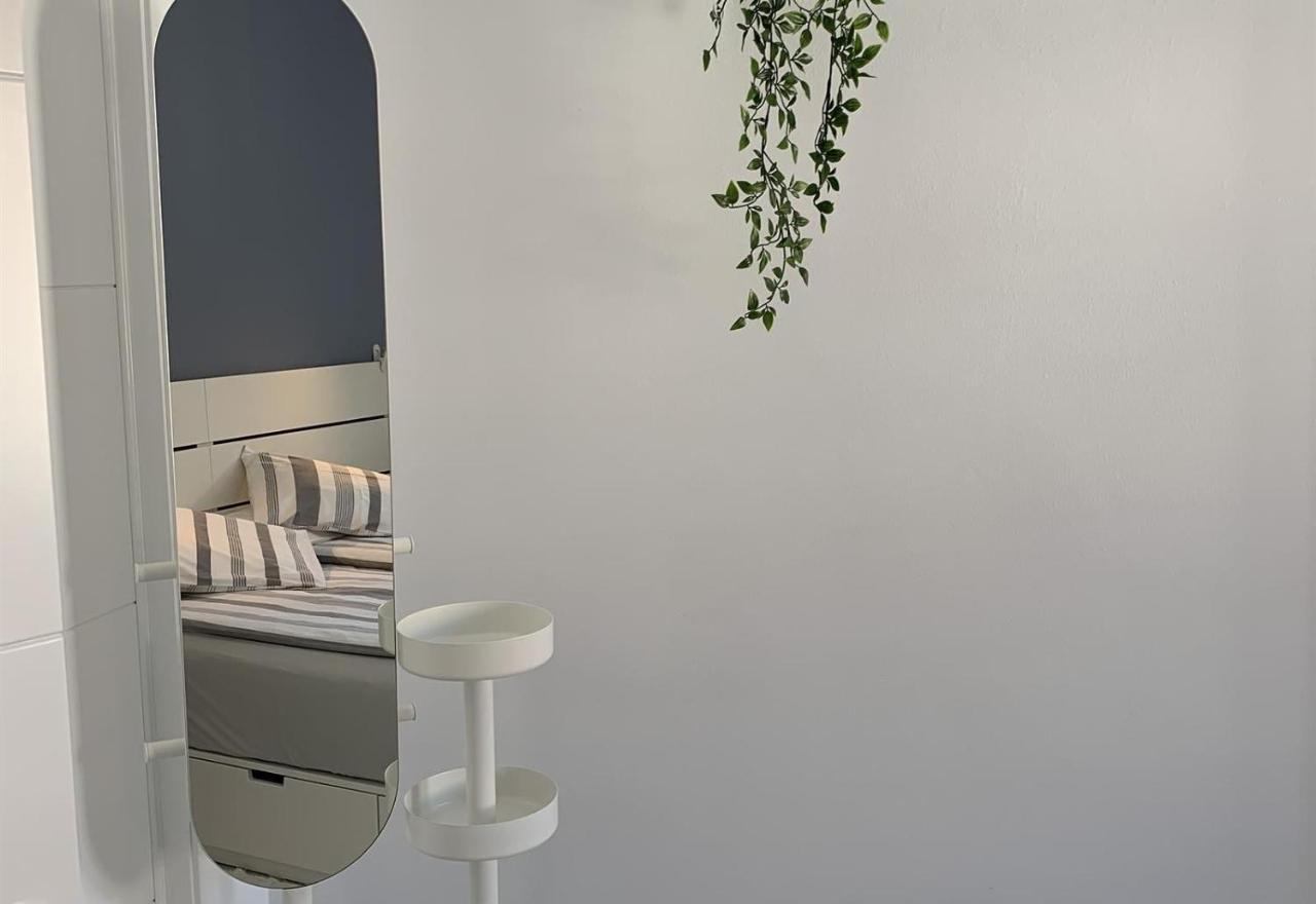 Lovely Apartment At The Beach Nerja Εξωτερικό φωτογραφία